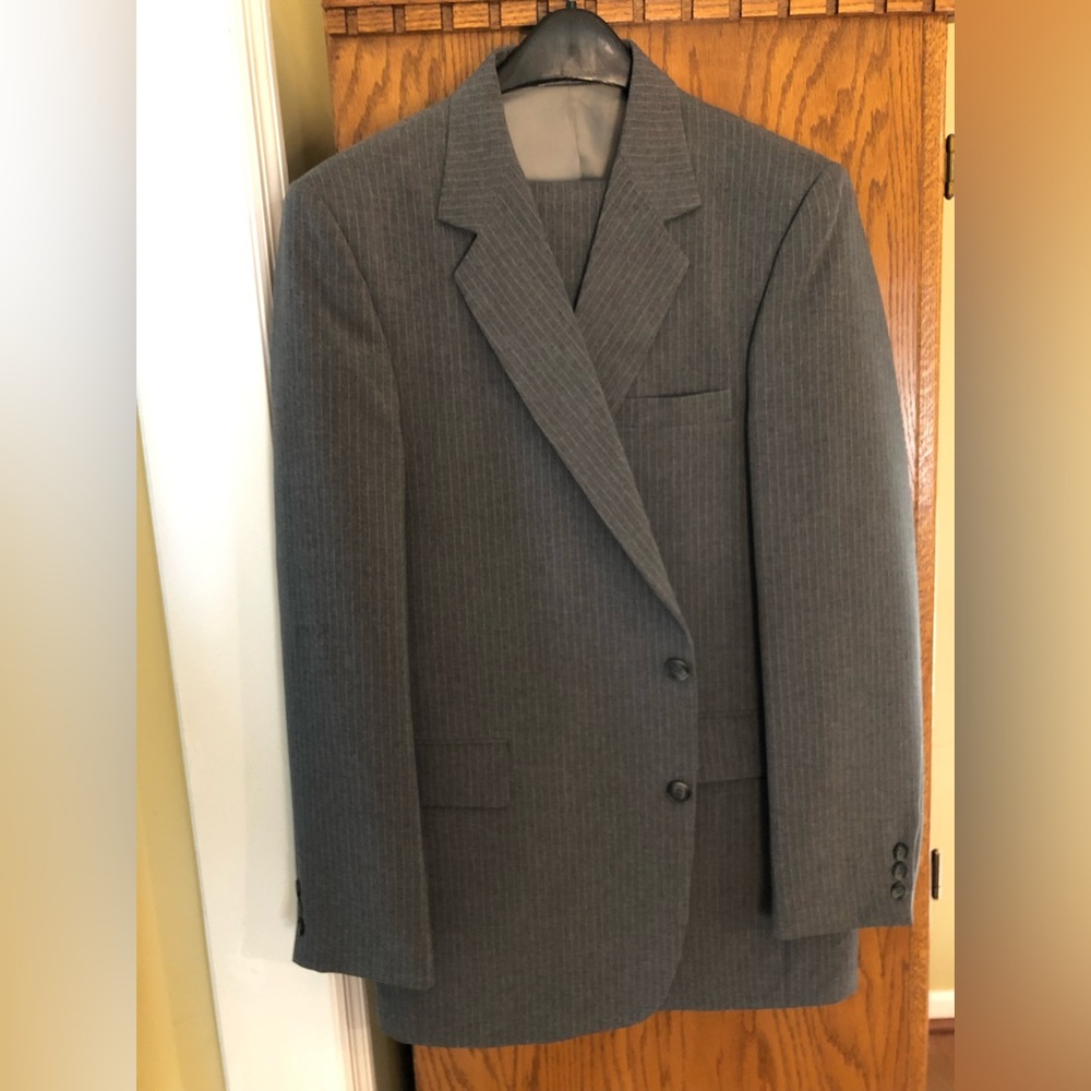 Mens Haggar 3 piece suit